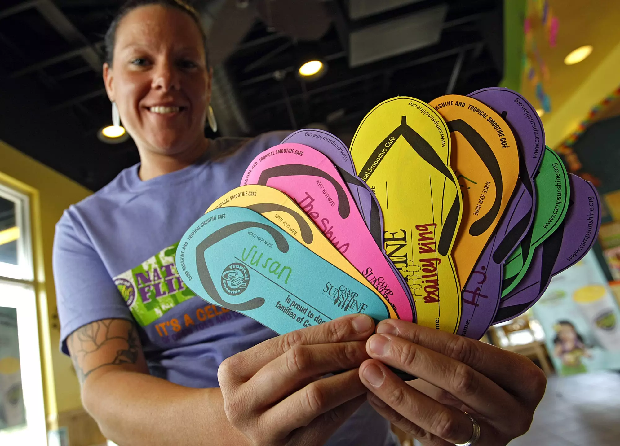 Ternyata ada hari sandal jepit nasional