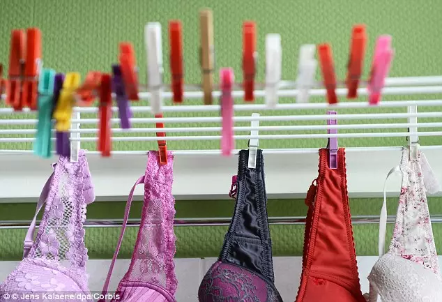 4 Kesalahan utama ketika kamu sedang mencuci pakaian memakai tangan