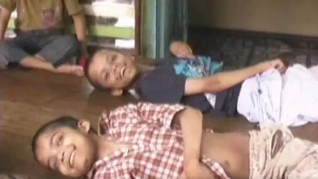 Ayah ini ingin 6 anaknya disuntik mati