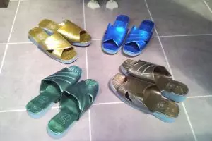 Cerita nostalgia sandal Lily, merek legendaris yang kini menghilang