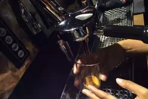 Ini tongkrongan gaya baru anak Jogja, ngopi berkualitas ala Spanyol!