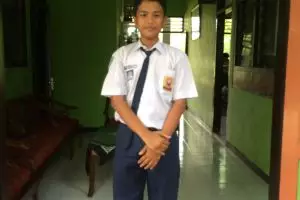 Cerita dalang cilik, tak pakai upah mendalang untuk kesenangan pribadi