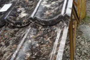 Lebih kuat dan tahan air, genteng bulu ayam kalahkan genteng biasa