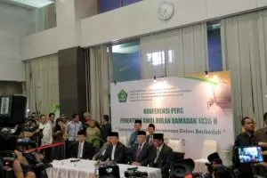 Umat muslim Tanah Air serempak mulai puasa pada Kamis