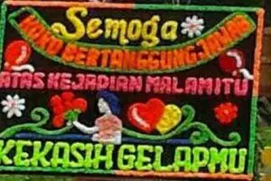 Kumpulan karangan bunga unik, dari lucu sampai menyayat hati (seri 2)