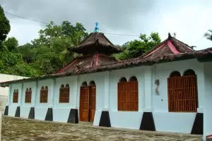 Ini lho masjid tertua di Indonesia
