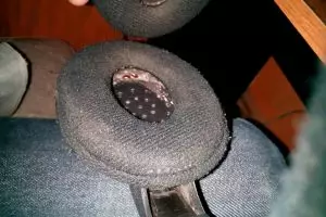 Hati-hati kalau ke warnet, jangan sembarangan pakai headset, bahaya!