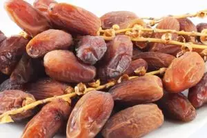 Cara membedakan kurma asli dan palsu, jangan sampai ketipu!