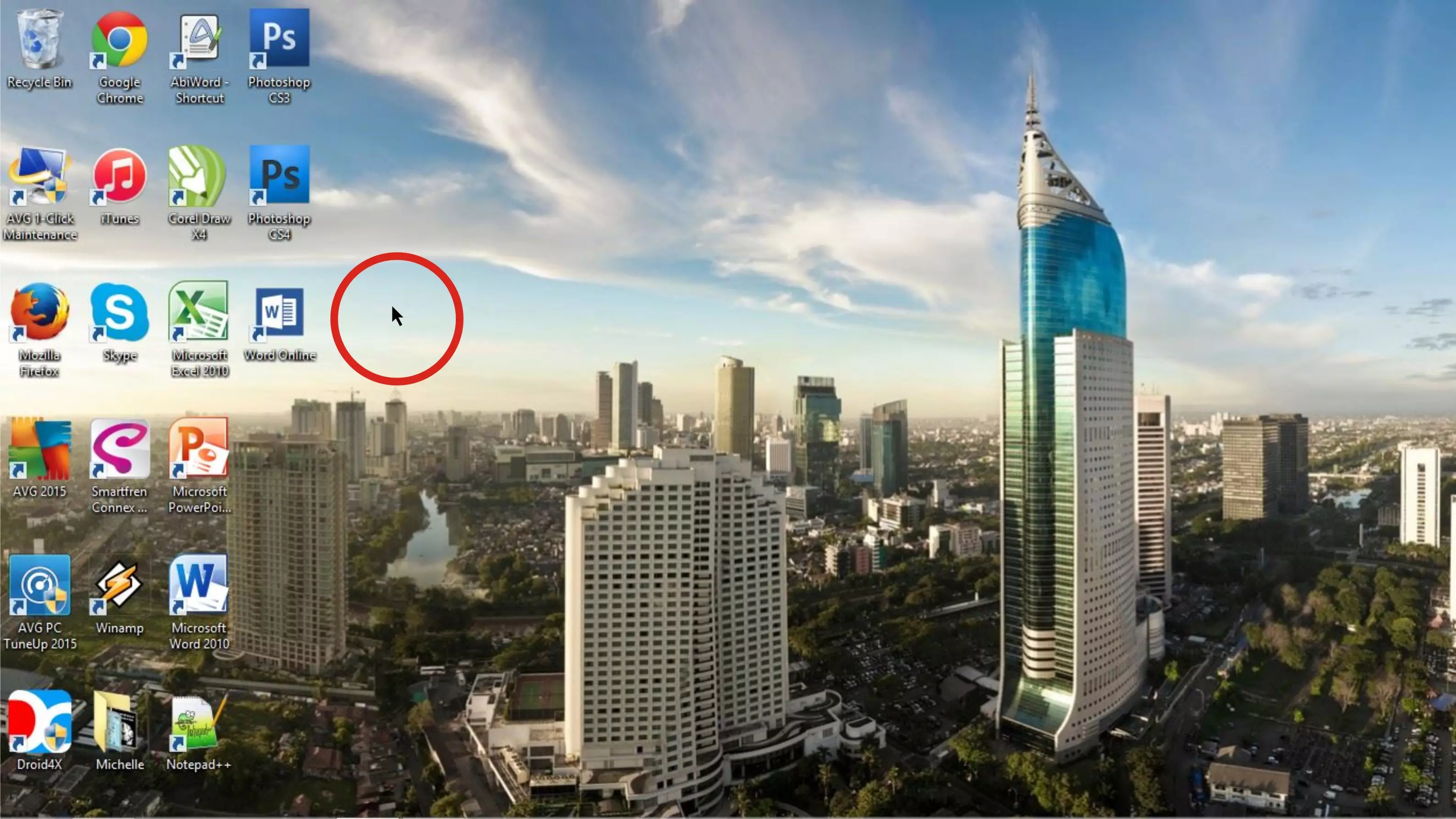 Kenapa sih kursor mouse dibuat miring bukan tegak lurus?