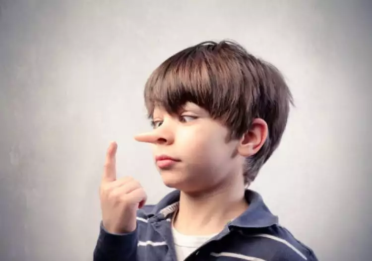 Studi: Anak dengan kemampuan verbal bagus berbakat untuk berbohong 