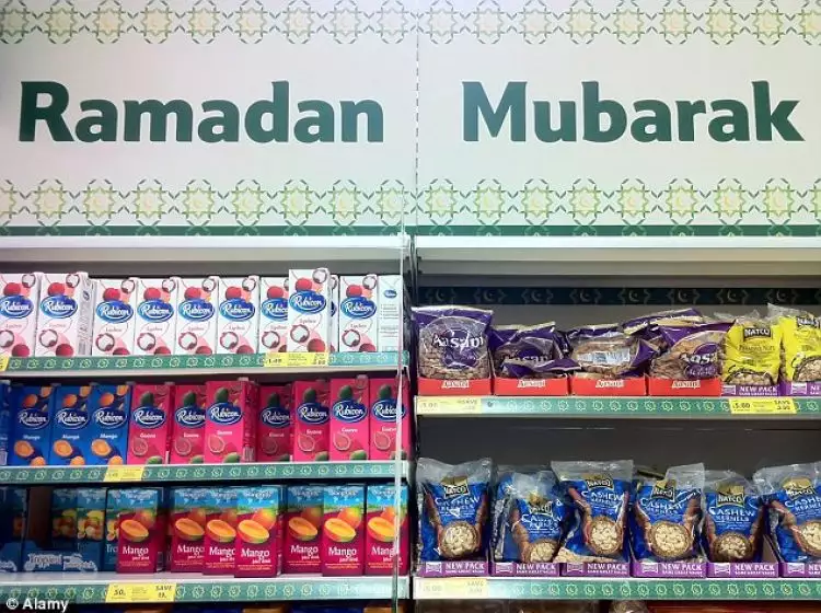 Ramadan, supermarket di Inggris panen rezeki hingga Rp 2 triliun lebih