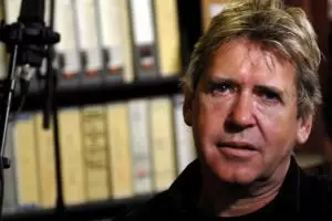 Produser musik kawakan dunia peraih 6 grammy kini tinggal di Indonesia