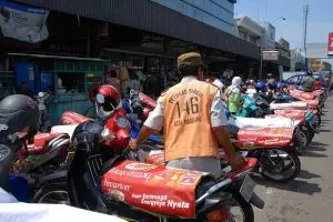 5 Tipe tukang parkir yang hanya ada di Indonesia!