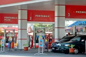 Mencampur bensin premium dan pertamax, apa efeknya?