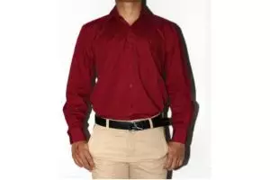 Cowok yang memakai baju warna merah bisa dianggap emosian, waduh!