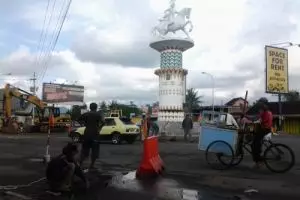 Siapa sih patung yang ada di simpang 5 Wates, Kulon Progo?