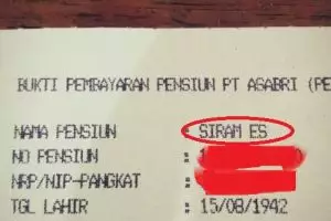 Unik, ada orangtua memberi nama anaknya Siram Es