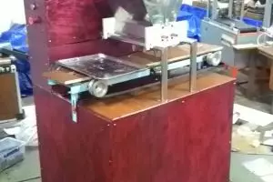 Para mahasiswa ini ciptakan alat pencetak geplak otomatis, brilio!