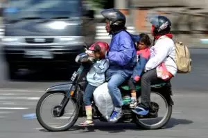 Humor tips mudik Lebaran naik motor