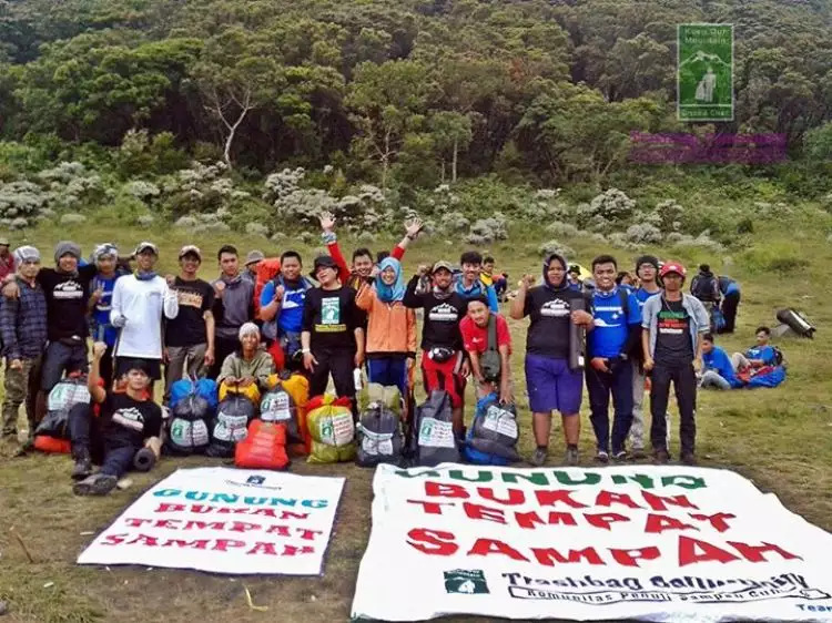 Trashbag Community, 'penyapu' gunung bersihkan sampah pendaki palsu