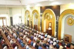 7 Perbedaan khutbah Jumat dengan khutbah Ied yang perlu kamu tahu