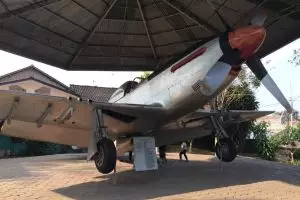 Serang Indonesia, pesawat jenis ini jatuh di Rawa Pening & tak diambil