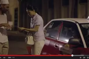 VIDEO: Kisah perempuan yang tertolong berkat uang receh