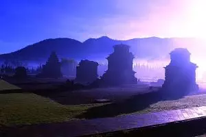 VIDEO: Ribuan orang terkesima perayaan festival 'Negeri di Atas Awan'