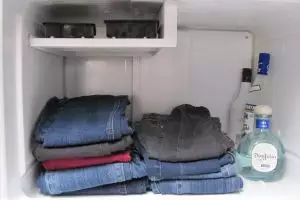 Begini cara mudah usir bau tak sedap pada jeans