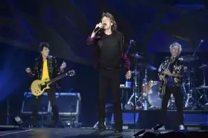 5 Alasan penting kenapa kamu harus pergi ke konser musik