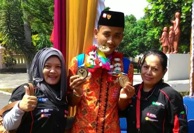 Dimas Prasetyo, atlet difabel Indonesia peraih 3 medali emas di AS