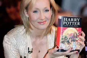 Mau jadi penulis? Baca saran dari penulis buku fenomenal Harry Potter 