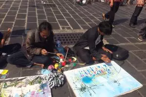 Kado bagi pengantin nikah massal dari pelukis Jogja