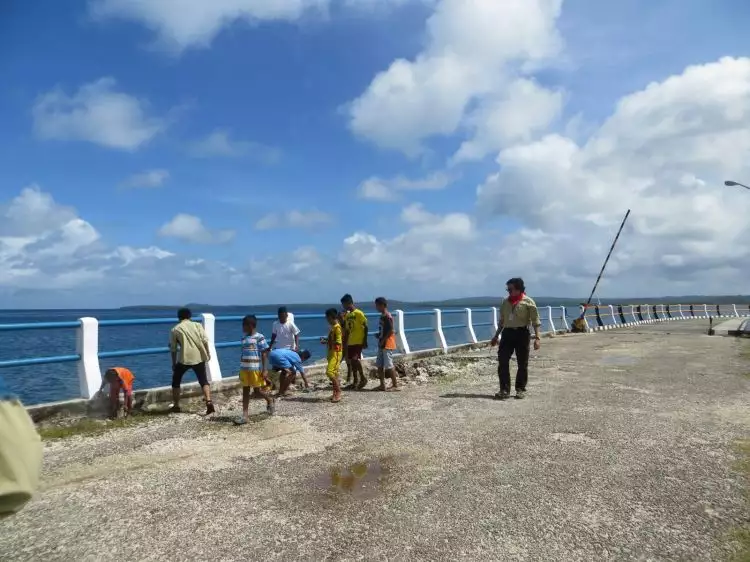 Kebersihan & cara warga tangkap ikan di daerah ini pantas ditiru