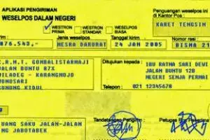 Teknologi boleh canggih tapi wesel pos tetap eksis, salut!