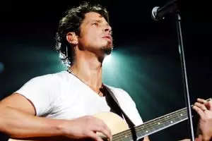 Deretan pesohor dan musisi dunia yang mati bunuh diri, tragis!