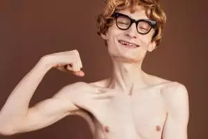 20 Hal ini dirasakan cewek yang punya pacar kurus