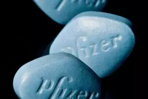 Ini akibat menelan 35 pil kuat dalam satu jam