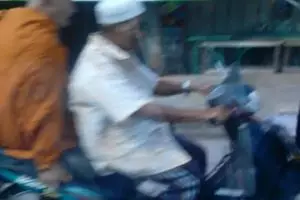 Foto toleransi antarumat beragama ini bikin adem