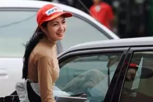 Paras cantik, tapi mereka bergelut di olahraga ekstrem, keren ya...