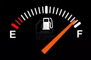 Lakukan cara praktis ini untuk menghemat bahan bakar saat berkendara