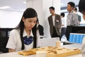 Beni Taketama, pemain catur Jepang cantik bisa bikin kamu deg deg ser!