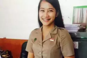 Dara Parama, Satpol PP cantik yang sering digodain saat bertugas