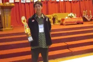 Marbot masjid ini menjadi lulusan terbaik Teknik UGM dengan IPK 3,86