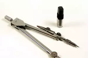 Benda-benda ini nyaris tak pernah absen dari tas mahasiswa teknik 