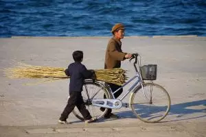 10 Foto ini tunjukkan keadaan di Korea Utara sekarang, miris banget!