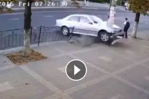 Tuhan & keberuntungan menyelamatkan pemuda ini dari maut