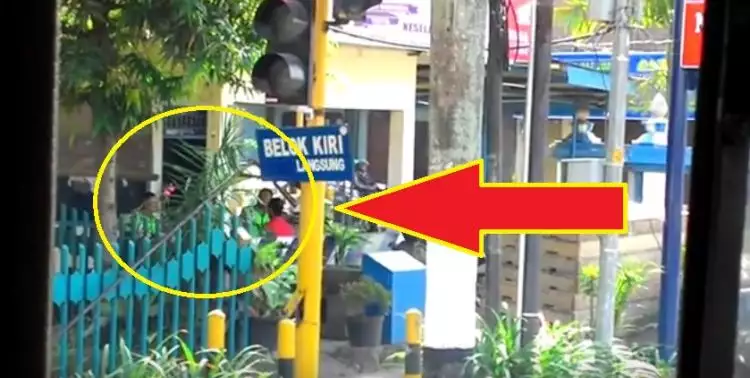 VIDEO: Polisi masih saja narik pungli truk di jalanan, terlalu!
