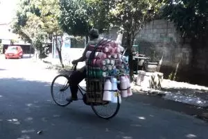 Orang ini berpesan: Setiap kayuhan sepeda, rezeki semakin dekat