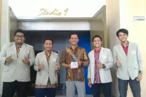 5 Mahasiswa UGM ciptakan kompas multifungsi bidang geologi